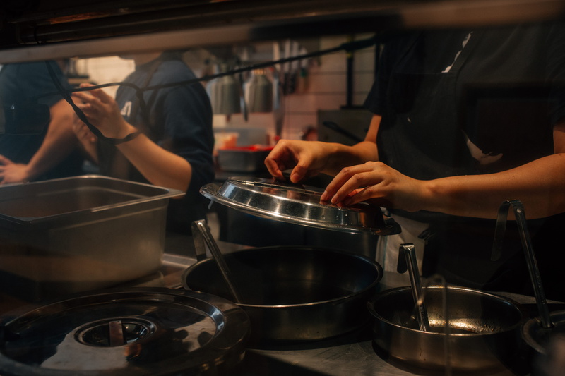 human body part, preparation, person, kitchen, working, cafeteria, household equipment, restaurant, commercial kitchen, kitchen utensil, men, holding, human hand