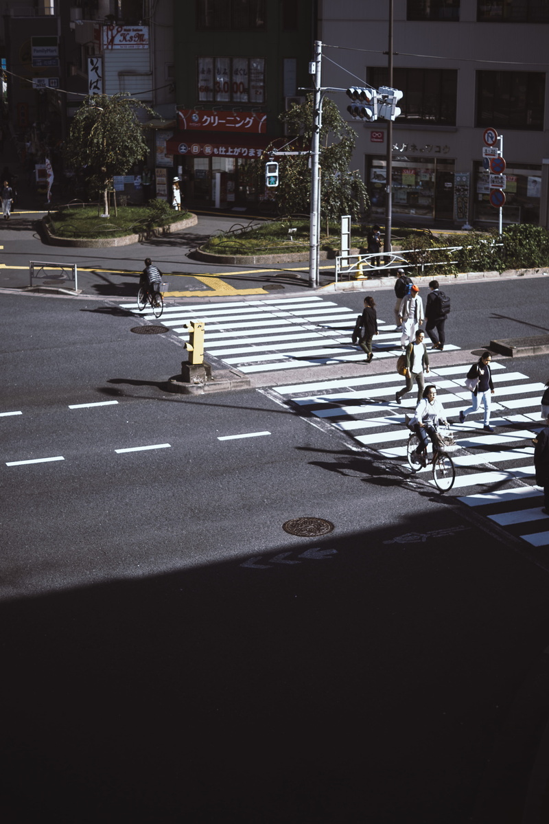 symbol, car, sign, buildings, architecture, traffic, transportation, land vehicle, zebra crossing, across, lane, road marking, urban Scene, Japan, men