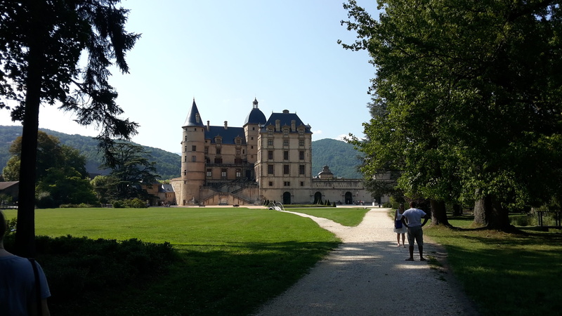 people, building, nature, lifestyles, leisure activity, architecture, castle, built structure, plant, full length, sky, vizille, women, real people, grenoble