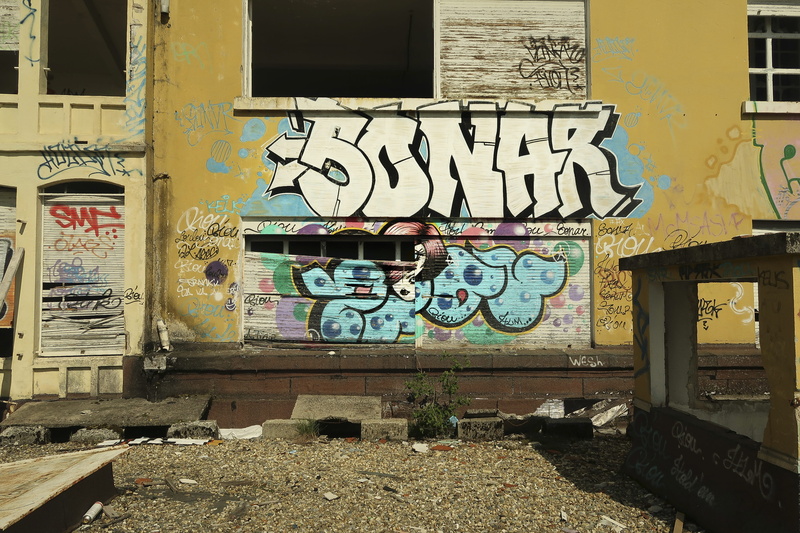 built structure, abandoned, mural, no mans land, ruined, damaged, architecture, tag, blue, saint-hilaire, outdoors, messy, window, creativity, demolition