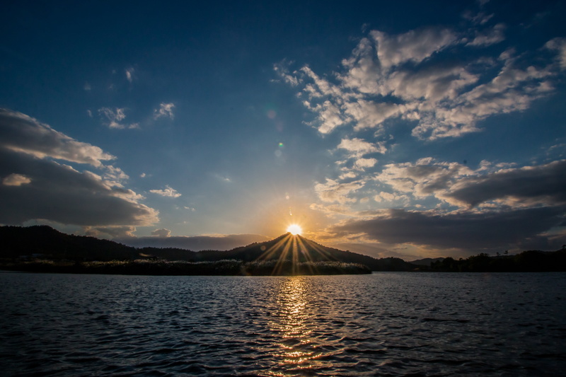 summer, 5K, idyllic, landscape, sunbeam, sun, japan, outdoors, beauty In Nature, mountains, water, scenics, volcano, no People, lake, waterfront, sunset