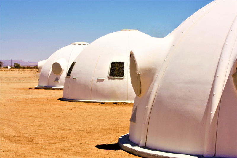 travel, corporate jet, star wars, architecture, dome, airport, 4K, aerospace industry, sand, air vehicle, spaceship, huts, sky, white, outdoors, travel destinations