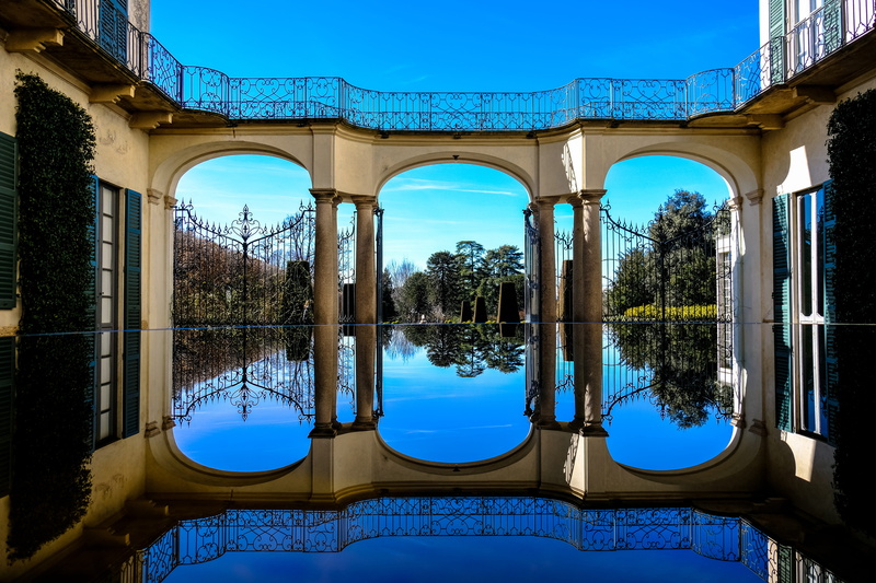 clear sky, sky, travel, architectural column, no people, canal, swimming pool, 5K, outdoors, plant, sunlight, reflection, travel destinations, arch, architecture