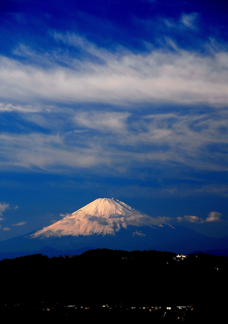 power in nature, tranquility, idyllic, volcano, outdoors, cloud - sky, volcanic crater, sky, environment, tourism, beauty in nature, landscape, travel destinations
