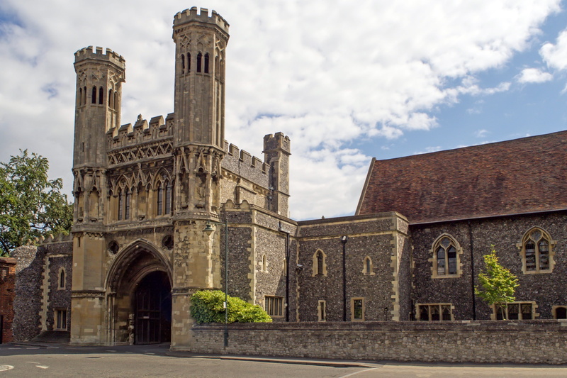 built structure, travel destinations, england, building exterior, spirituality, history, place of worship, courtyard, united kingdom, world heritage, day