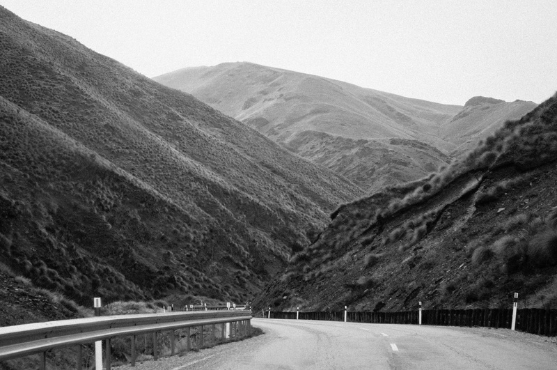 no people, black and white, mountain road, nature, 4K, direction, non-urban scene, landscape, lewis pass, architecture, mountain range, driving, environment