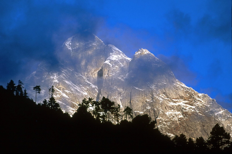 national Landmark, forest, snowcapped mountain, no People, tranquility, glacier, sunlight, europe, extreme Terrain, mountain Range, blue, power in nature