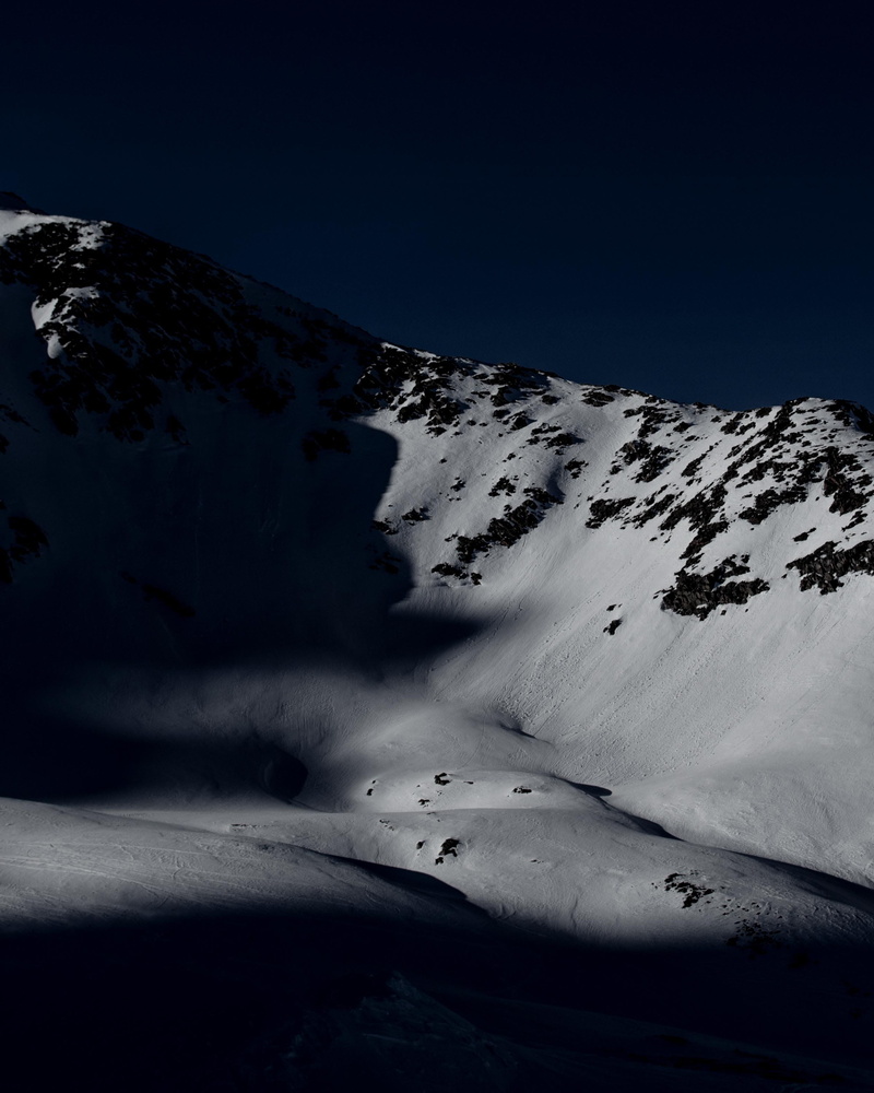light, soil, cold temperature, alps, night, animal, stubaier gletscher, remote, glacier, mountain range, sand, snow, no people, 2K, beauty in nature, landscape