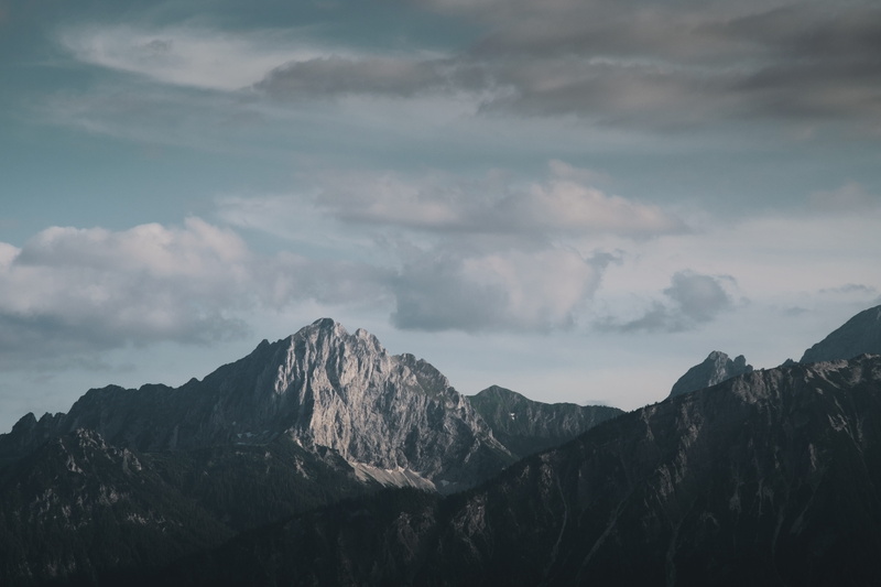 adventure, mountain, sky, cloud, slope, idyllic, gray, daytime, formation, weather, 4K, wolke, physical geography, peak, nature, mountain range, alps