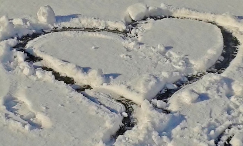 winter time, snow, ice pattern, water, white, snow heart, icy, outdoors, background image, nature, backgrounds, snow educated, frozen water, covering, affection