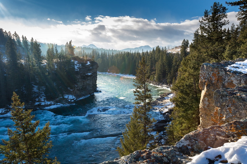 no People, rock - Object, banff National Park, tree, beauty In Nature, sky, scenics - nature, day, mountain Peak, trees, alberta, scenics, lake, sun, rock
