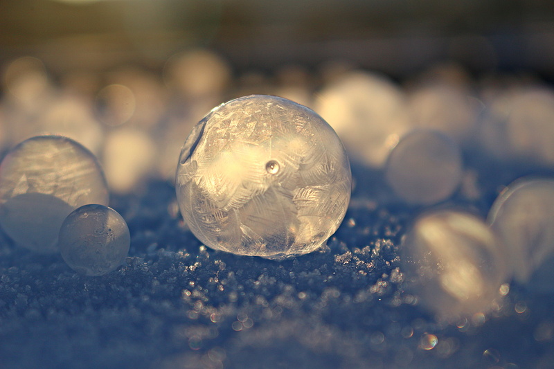 Globe, Frost, focus on foreground, frosted soap bubble, ze, cold, sphere, large group of objects, selective focus, design, snowflake, day, cold temperature