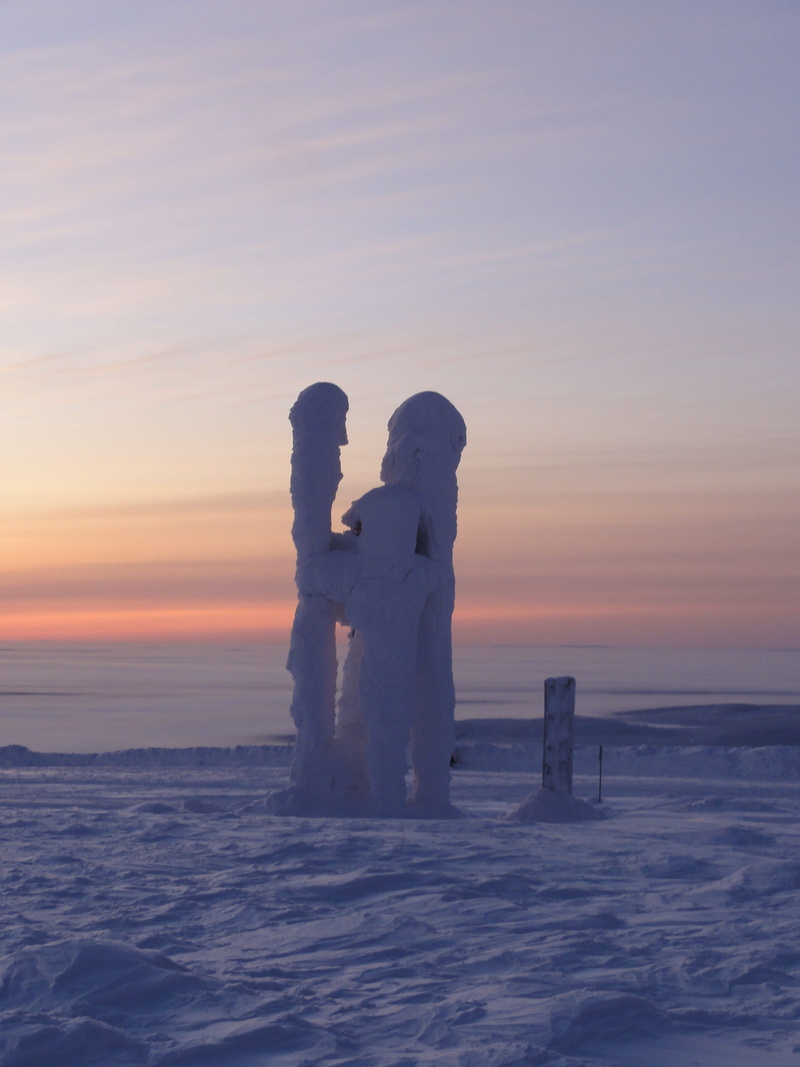 Snow, Lapland, sky, bonding, togetherness, romance, land, 2K, horizon over water, tranquil scene, sea, scenics - nature, two people, real people, beach