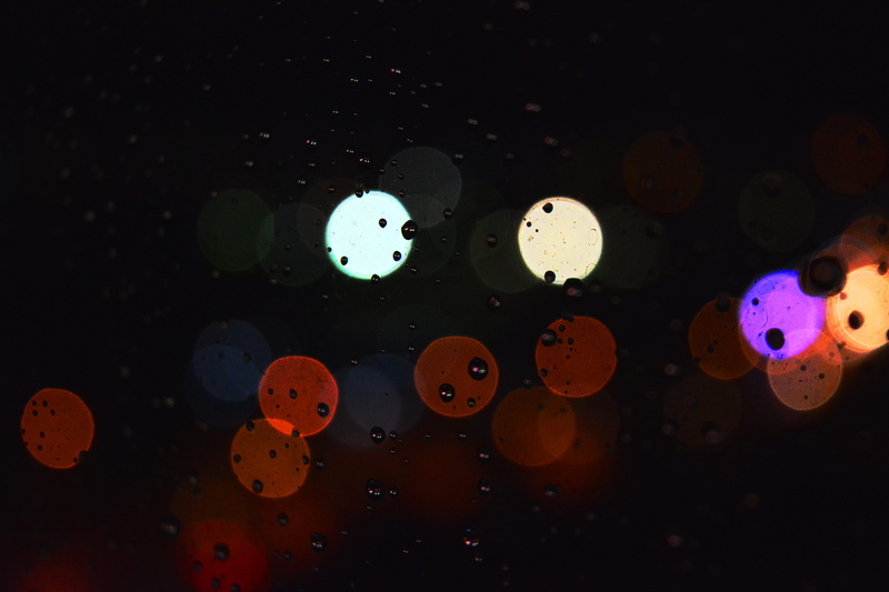 lights, no people, studio shot, yaounde, bokeh, circle, wet, kmertour, geometric shape, water, close-up, black background, illuminated, 5K, shape, choice
