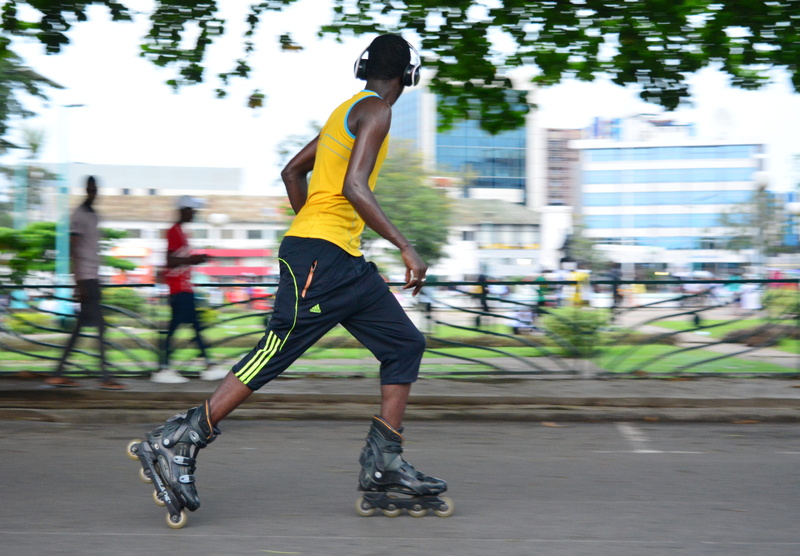 real people, streetphotography, sports equipment, road, people, bonanjo, shorts, douala, men, street, outdoors, focus on foreground, kmertour, city, leisure activity