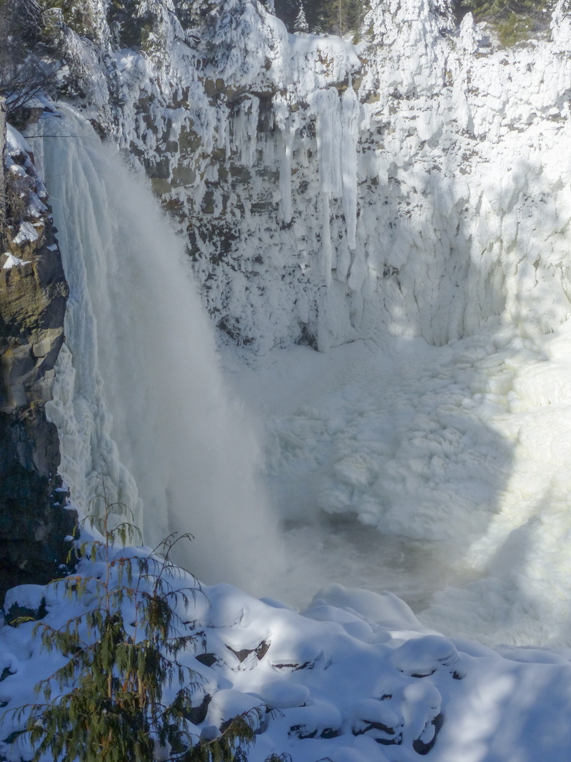 canada, season, cold temperature, white color, landscape, power in nature, outdoors, waterfall, canim falls, water fall, 4K, flowing, countryside, rock