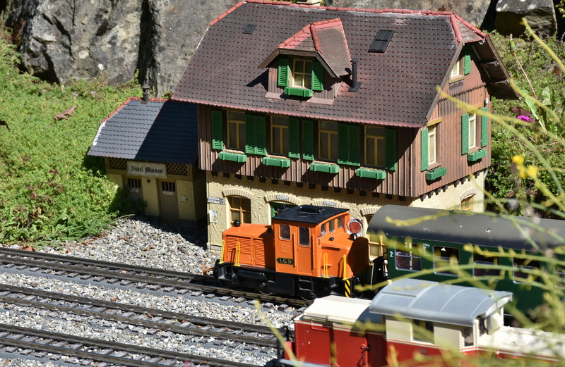 toys, train, building, travel, wooden, rail traffic, wood - material, architecture, green, no people, miniature, residential district, 4K, day, station