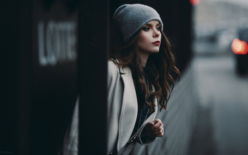 women, standing, portrait, side view, beauty, beautiful woman, woolen, clothing, young women, outdoors, young adult, contemplation, focus on foreground