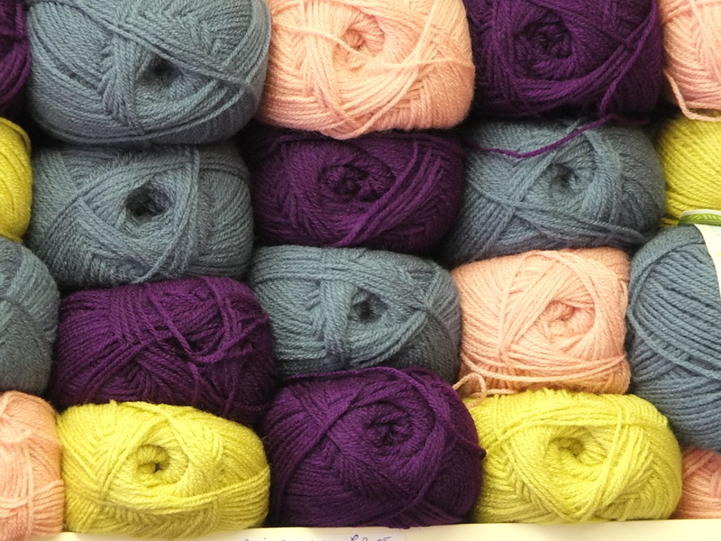 variety, wool, yarn, full frame, purple, hobbies, balls, thread, craft, retail, textile industry, fiber, 2K, art and craft, needlework, large group of objects