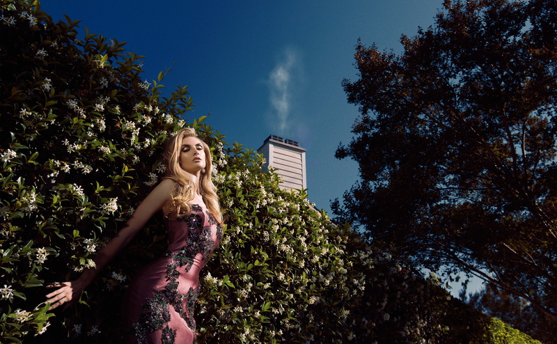 Girls, architecture, Young, poses, teenager, day, People, Outfit, blond hair, glamorous, Model, Girl, hair, low angle view, beautiful woman, Fabulous, Wonderful