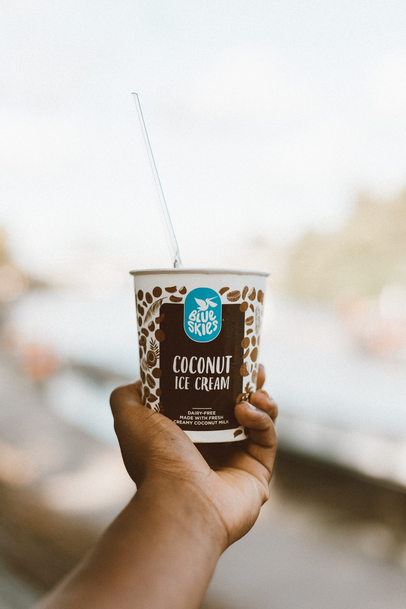 coconut flavoured, tasty, food, coffee - Drink, dairy  ice cream, hand, cafe, coconut ice cream, sweet tooth, spoon, holding, snack, delight, 5K, cappuccino