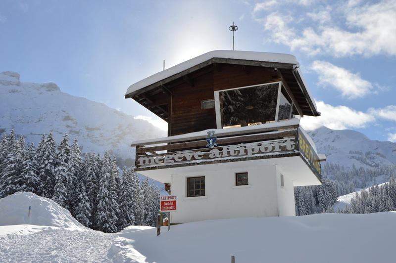 snow, cloud - sky, no people, megeve, france, cold, white color, outdoors, mountain, nature, snowcapped mountain, 4K, chalet, beauty in nature, day, architecture