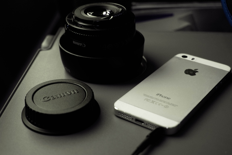 photographic equipment, still life, arts culture and entertainment, camera - photographic equipment, technology, food and drink, lens, Canon, table, no people