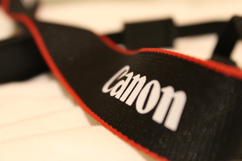 5K, communication, closeup, Canon, personal accessory, technology, connection, macro, sport, no people, selective focus, indoors, success, label, single object
