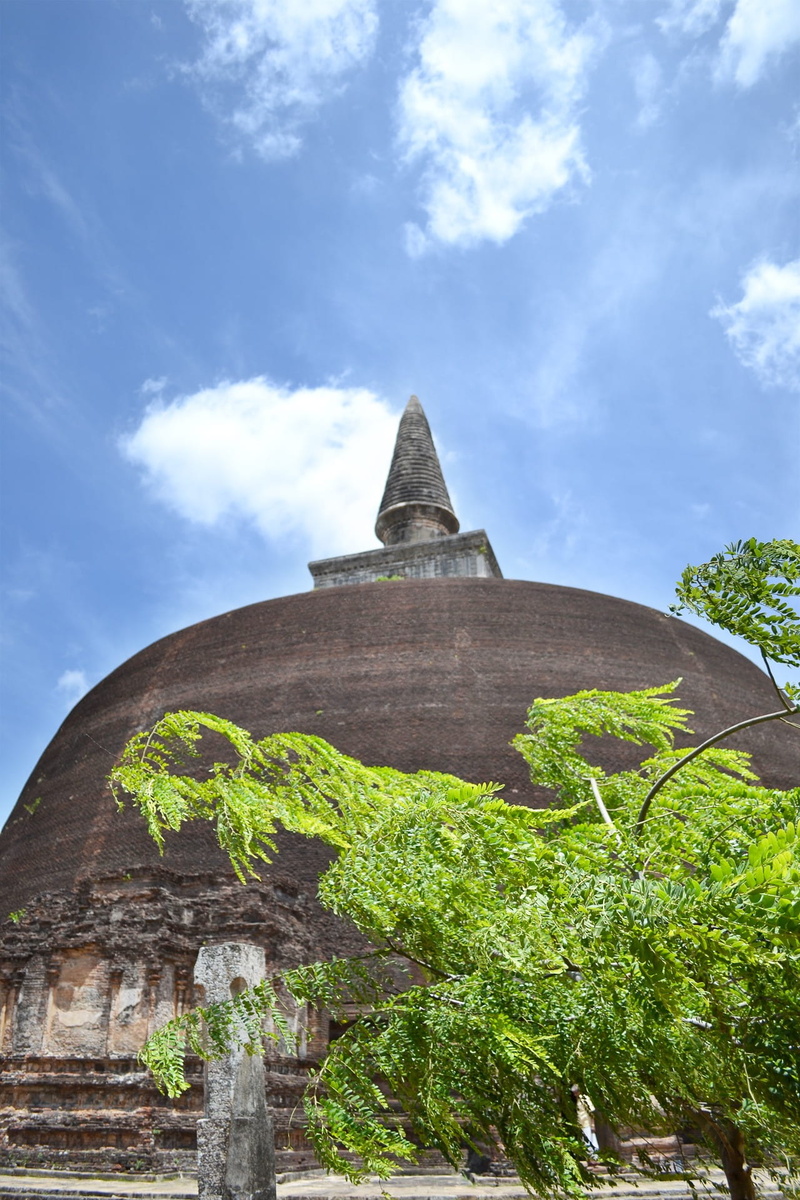 sky, building exterior, sri lanka, building, the past, history, 1080P, statue, historic, sculpture, ancient, polonnaruwa, king, belief, ancient civilization