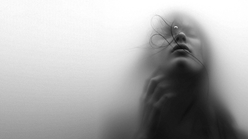 close-up, women, horror, frosted glass, eyeglasses, human body part, photo, shadow, body part, transparent, one person, woman, sadness, copy space, glass - material