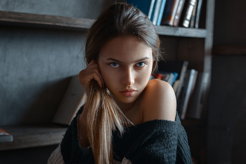 sweater, long hair, Andrew Erm, bare shoulders, women, blue eyes, holding hair, face, 1080P, portrait, brunette