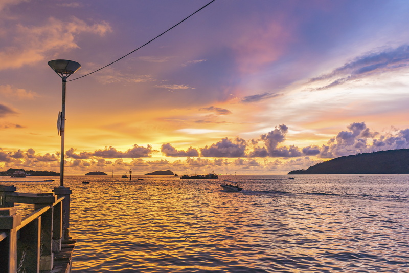 outdoors, nautical vessel, summer, dawn, orange color, romantic, 5K, black, body, seashore, torch, street light, sea, evening, tranquility, street, cloud