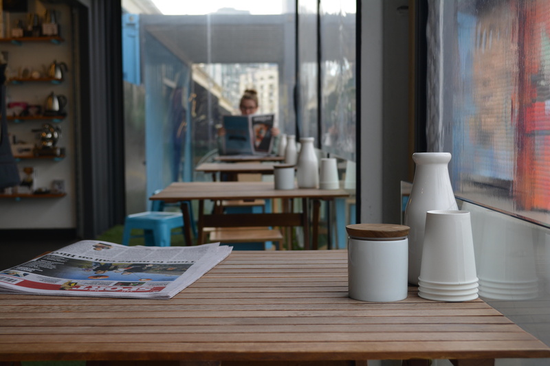 architecture, drink, blur, close-up, window, chair, restaurant, windows, 5K, mug, chairs, shelf, inside, business, publication, coffee cup, focus on foreground