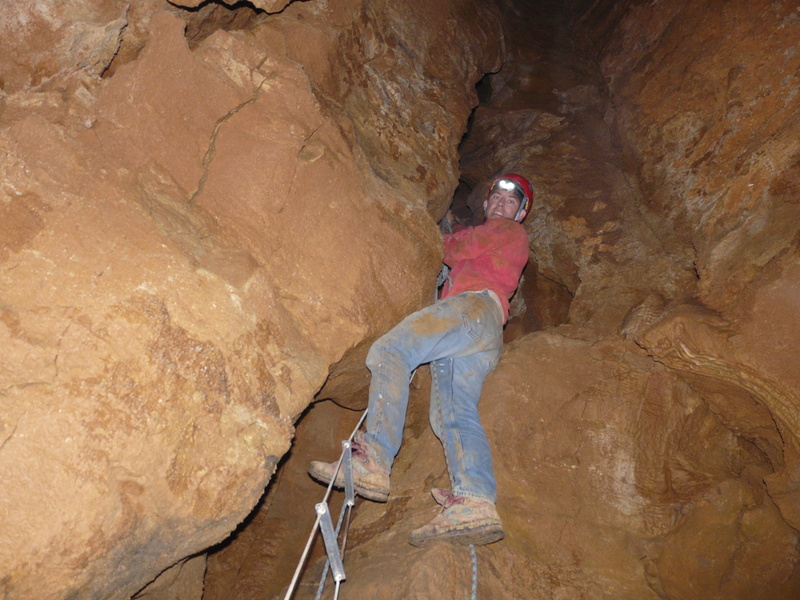 rock - object, risk, mountain, rock formation, speleology, cave, climb, rope ladder, adventure, safety harness, skill, 2K, helmet, shaft, solid, dirty