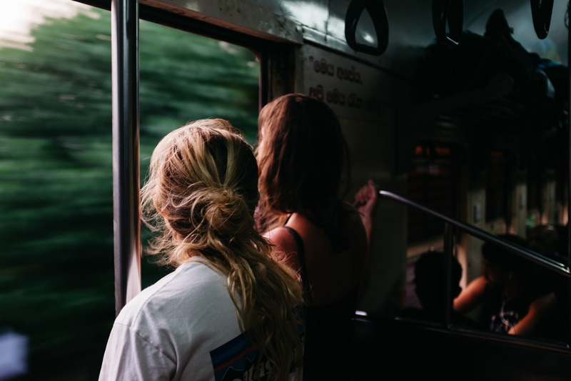 person, rear view, traveling, djungle, palm, standing, travel, motion, people, adventure, real people, portrait, headshot, leisure activity, lifestyles
