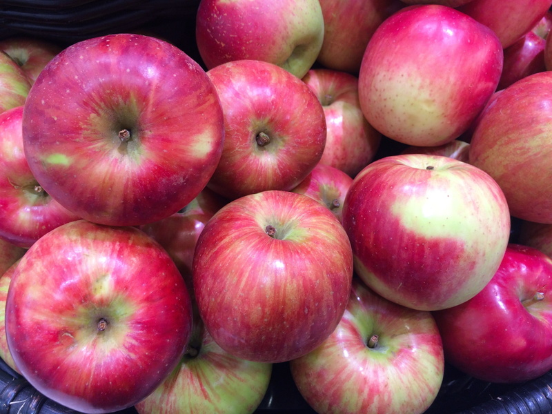 close-up, abundance, still life, department, yokosuka, vegetarian Food, saikaya, fresh, department store, red, food, agriculture, apple - Fruit, wellbeing