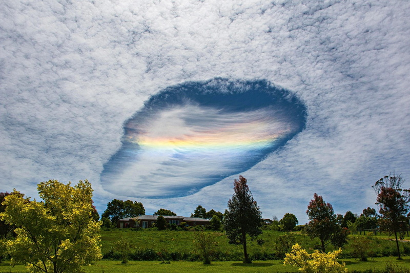 outdoors, grass, white, nature, tranquil scene, Australia, no people, 1080P, non-urban scene, trees, environment, sky, boat, fallstreak hole, cloud - sky