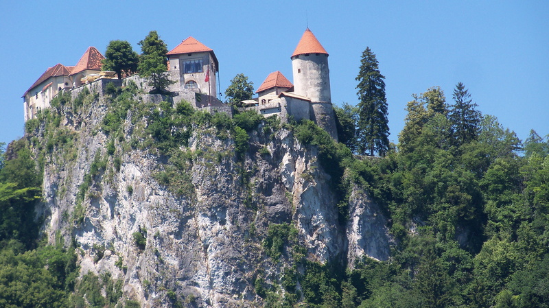 2K, travel destinations, religion, sky, the past, bled, tree, belief, day, outdoors, tourism, slovenia, built structure, land, lake, nature, plant, building