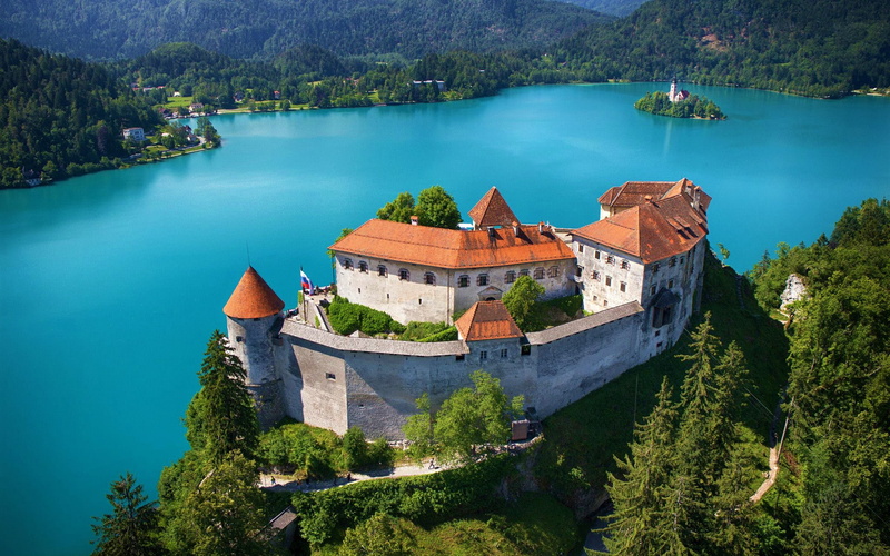 Hills, forest, island, Slovenia, lake, castle, Trees, Lake Bled, 1080P, nature, church, water, landscape, Ancient