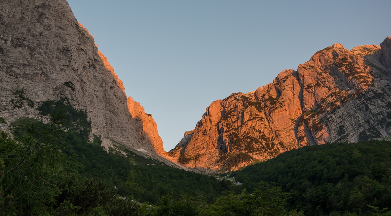 sunset, eroded, formation, beauty in nature, morning, rock - object, land, clear sky, scenics - nature, nature, valley, sky, field, plant, landscape, 5K