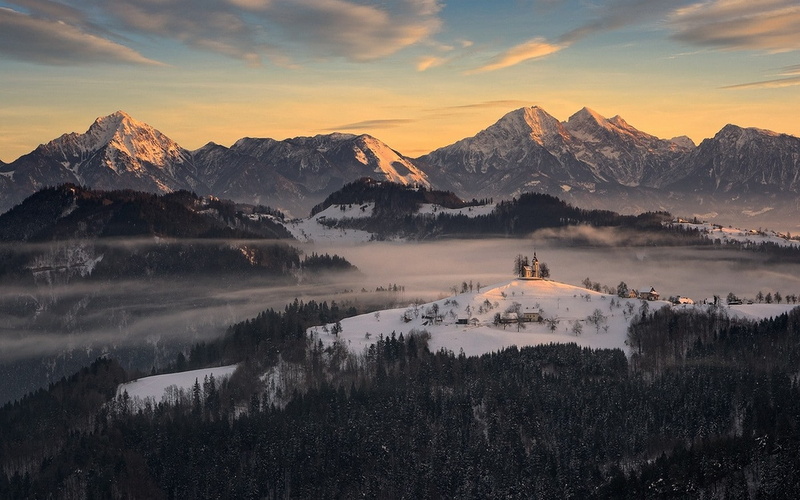 mountains, winter, sunrise, slovenia, mountain, 720P, landscape, peak, mist, village, gray, snowy, snowy peak, forest