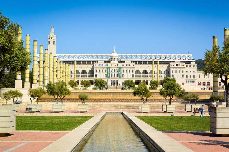 travel destinations, travel, catalunya, blue, day, outdoors, sky, nature, swimming pool, architecture, garden, fountain, building, monument, tree, water