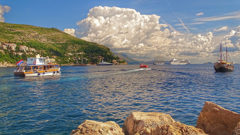 mountain, beach, nautical vessel, sky, water, outlook, rock - object, cloud - sky, rock, sailboat, wave, coast, rocky coast, 5K, outdoors, vacations, day