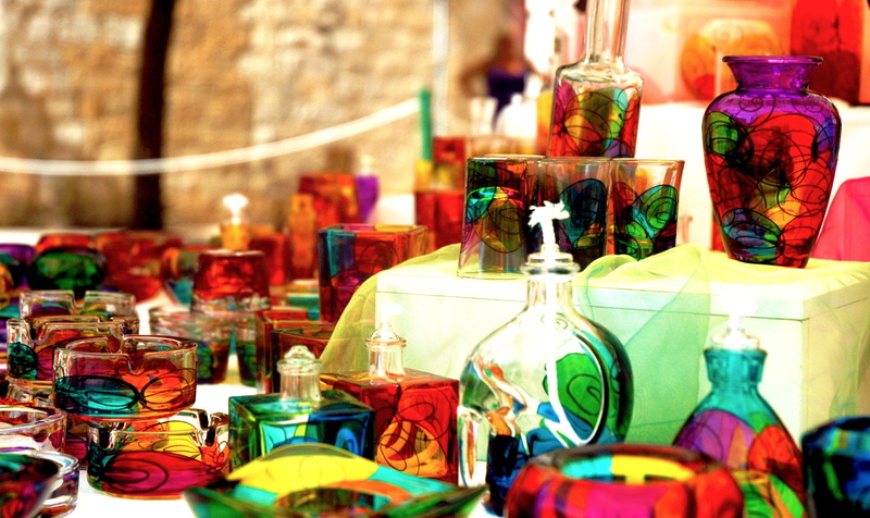 transparent, large group of objects, arrangement, container, selective focus, choice, croatia, table, dubrovnik, glass, still life, focus on foreground