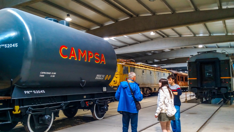 standing, museum, steel, railway line, people, group of people, mora la nova, train, working, full length, guide tourist, walking, communication, occupation