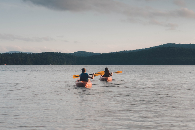 body, sunset, canoe, leisure activity, man, woman, boat, men, outdoors, wild, vessel, paddling, two people, oars, waterfront, leisure activities, water