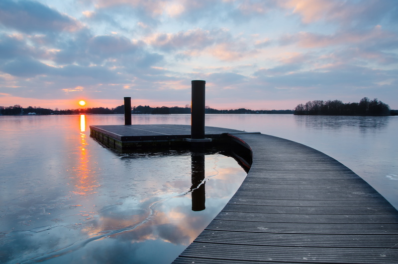 cloud - sky, frozen, ice, pier, landscape, blue, europe, no people, natural, cold, architecture, outdoors, brown, photography, water, dock, post, tranquil scene