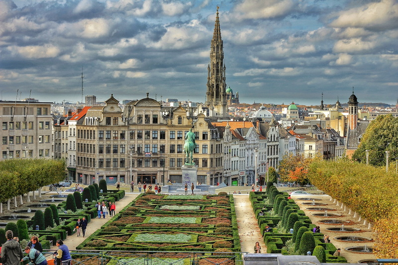 areal, cloud - sky, belgium, garden, 2K, tower, city, nature, spire, sky, statue, architecture, plaza, incidental people, cityscape, residential district