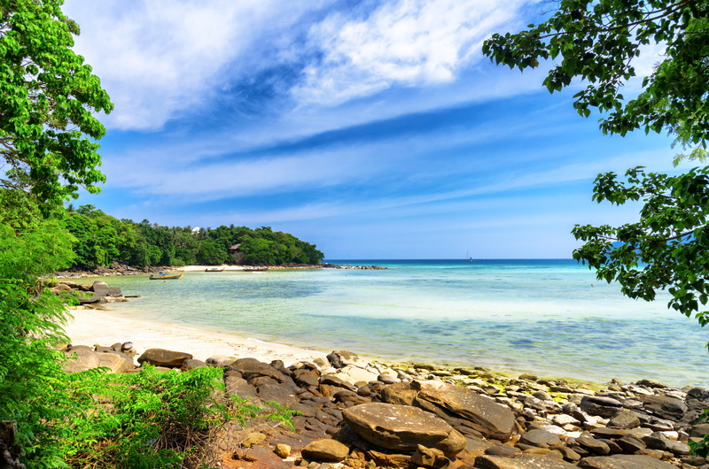 leafed, green, tropics, sand, Sunny, Ko Phi Phi, trees, 4K, stones, Thailand, Phi-phi island, sea, the sky, boats, horizon, shore, island