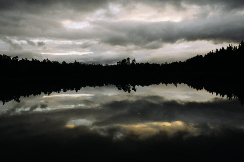 dark, reflection lake, no people, hike, water, nature, dramatic sky, plant, storm, cloud - sky, tranquility, tree, 4K, clouds, blanktjärn, storm cloud